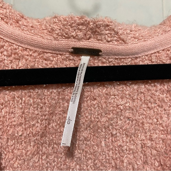 Free People Finders Keepers V Neck Sweater LARGE in Nude Peach NWT - Picture 4 of 7